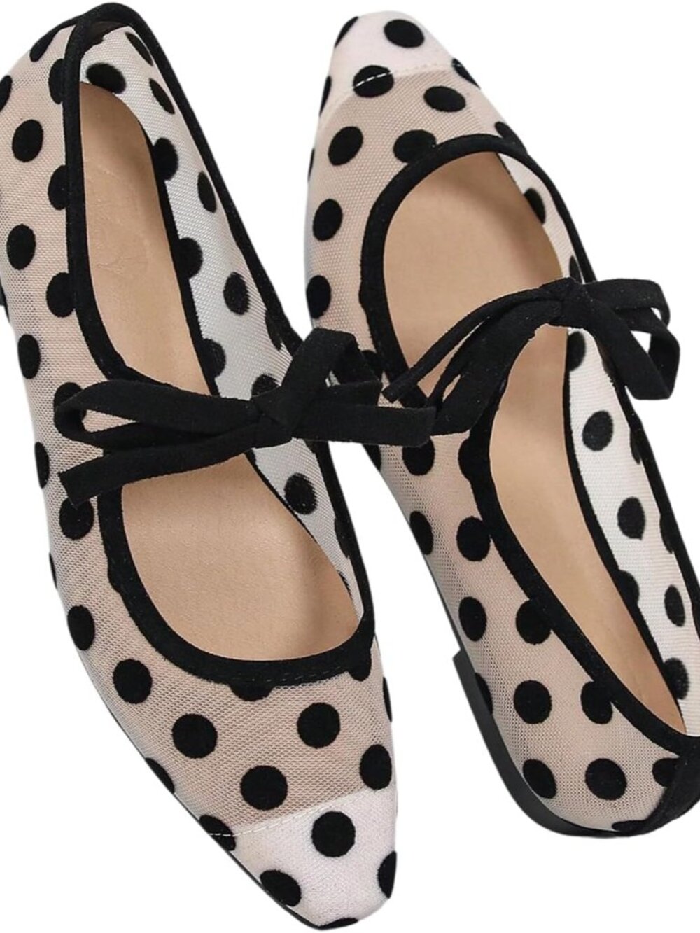 Fashionable Women's Polka Dot Ballerina Flats - Perfect for Every Occasion
